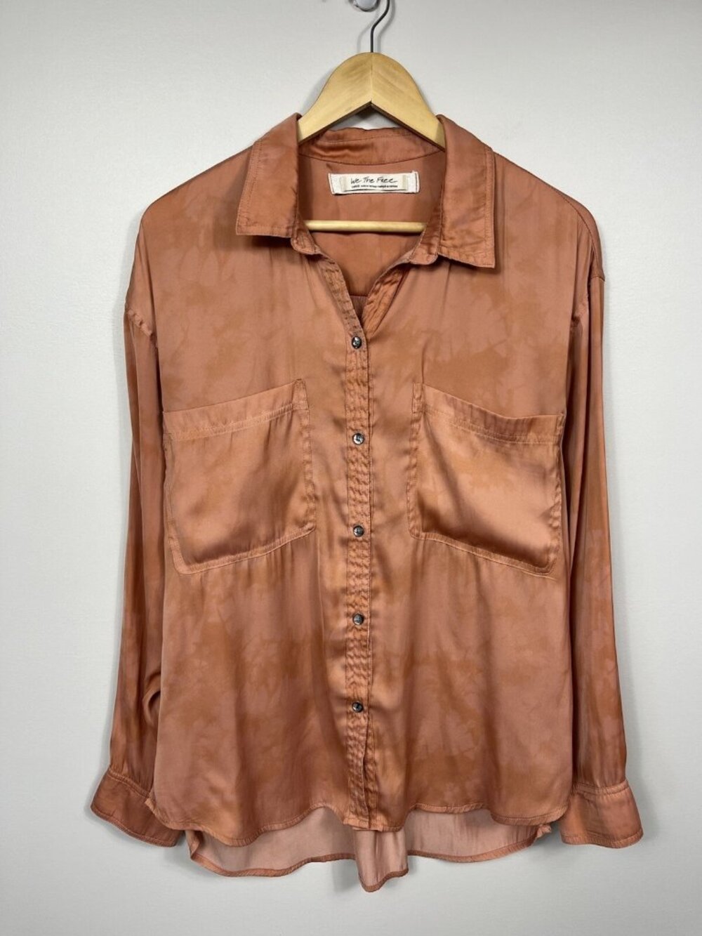Free People Top Womens Large Coral Button Down Blouse Pockets Long Sleeve Boho
